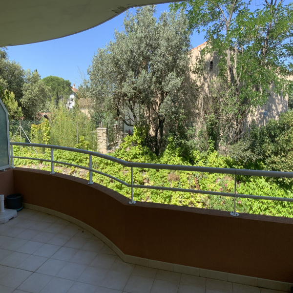 Offres de vente Appartement Les Angles 30133